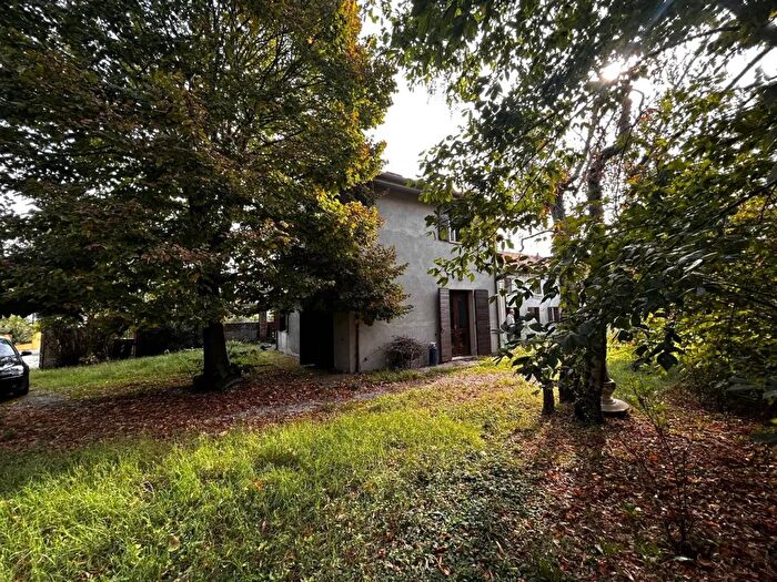 Casa con 9 locali in vendita in Via della Madonnina, Arqua' Polesine