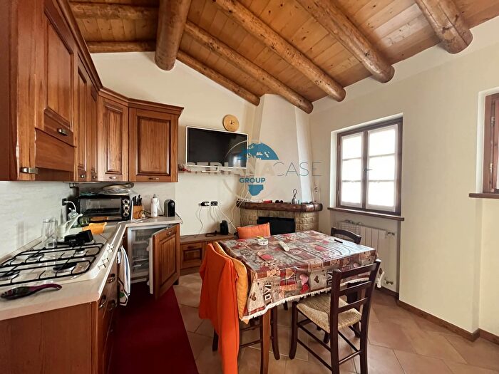 Appartamento bilocale in vendita in Via Frassino, Oneta