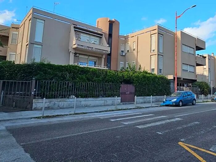 Appartamento con 5 locali in vendita in Messina