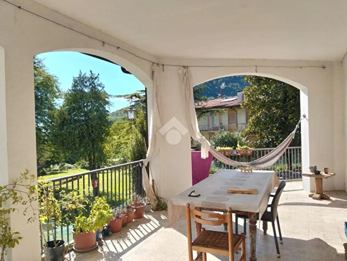 Casa quadrilocale in vendita in Via Trespole, Teolo