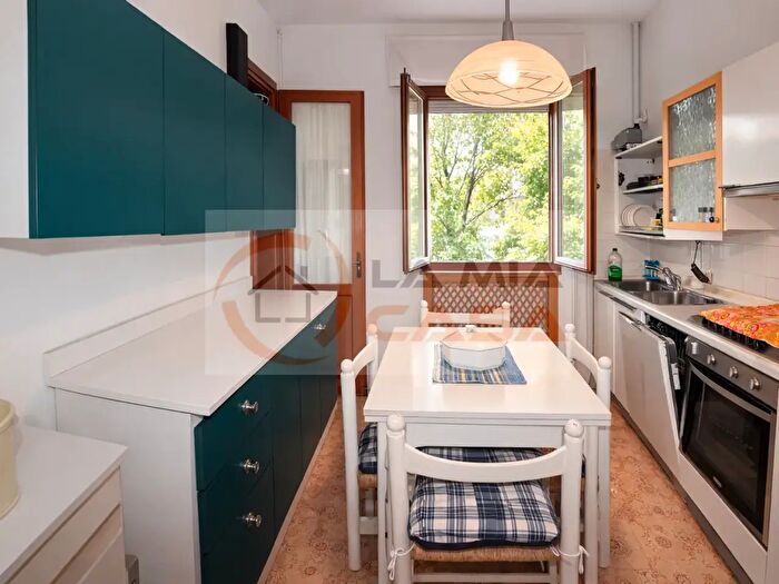 Appartamento trilocale in vendita in Viale Colli Euganei Battaglia Terme, Battaglia Terme