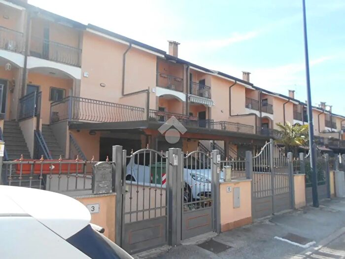 Casa con 5 locali in vendita in Via Michele Zannini Ex Sindaco, Comacchio