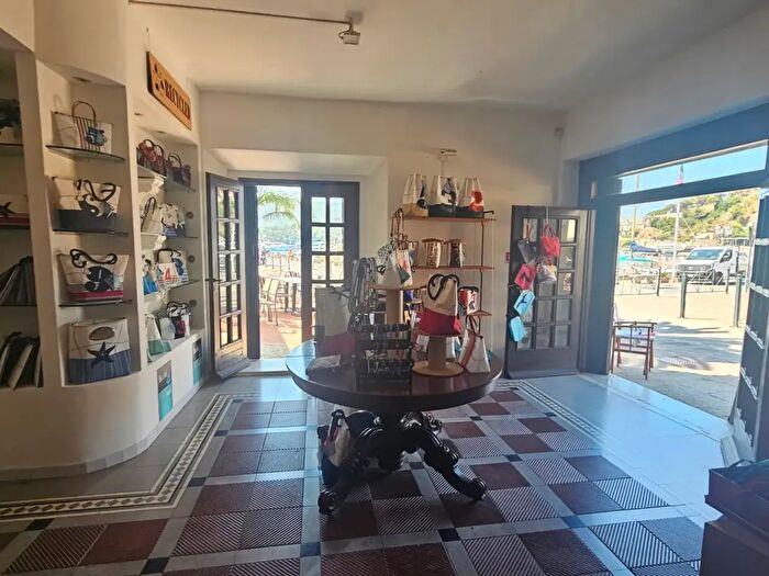 Appartamento monolocale in vendita in Piazza Matteotti, Porto Azzurro