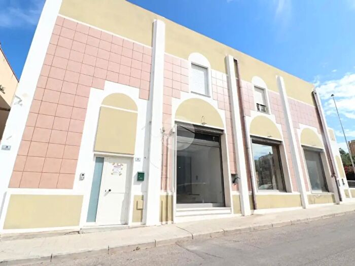 Appartamento trilocale in vendita in Vico III Riva Villasanta, Cagliari