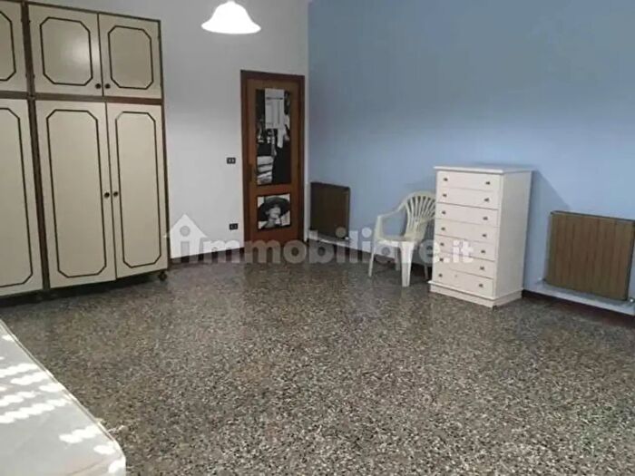 Appartamento quadrilocale in vendita in Via Mario Greco, Catanzaro