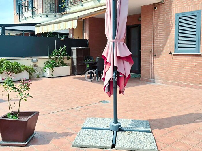 Appartamento trilocale in affitto in Via Fausto Viola, Ciampino