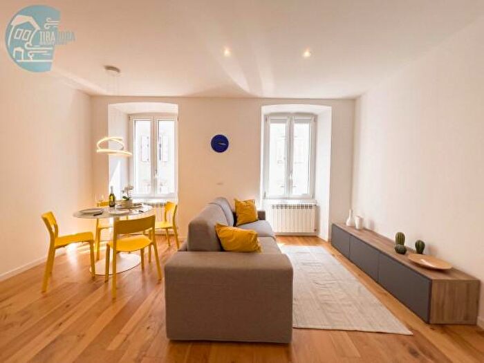 Appartamento bilocale in affitto in Via della Cassa di Risparmio, Trieste