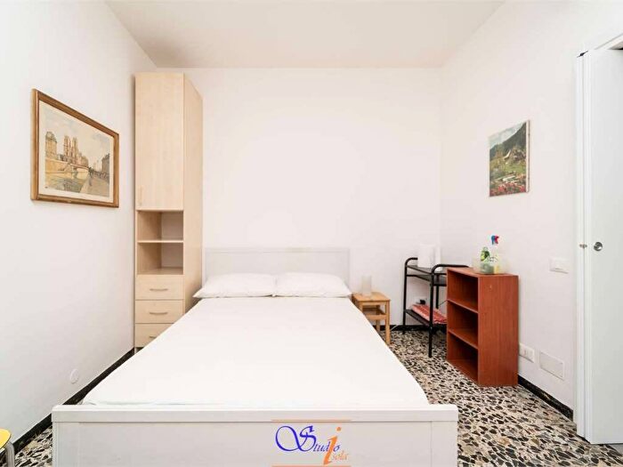 Appartamento bilocale in affitto in Via Guglielmo Pepe, Isola, Milano