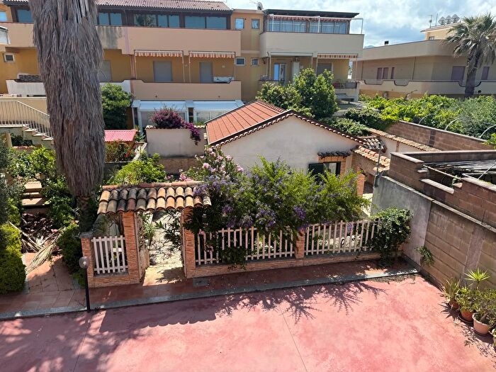 Casa bilocale in vendita in Via Guido, Milazzo