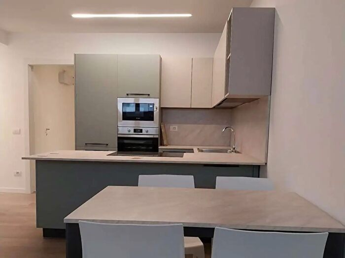Appartamento monolocale in affitto in Via Cesare Balbo, Milano
