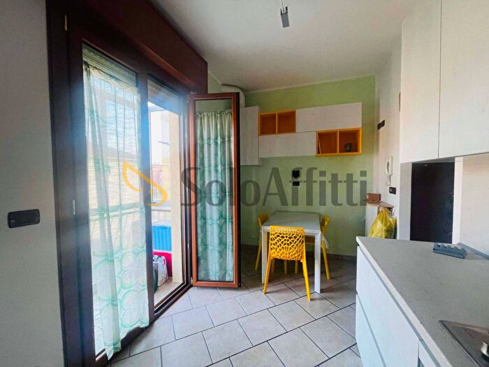 Appartamento con 5 locali in affitto in Via Luigi Bosi, Ippodromo, Ferrara