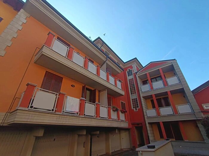 Appartamento trilocale in vendita in Via Giacomo Matteotti Paullo, Paullo