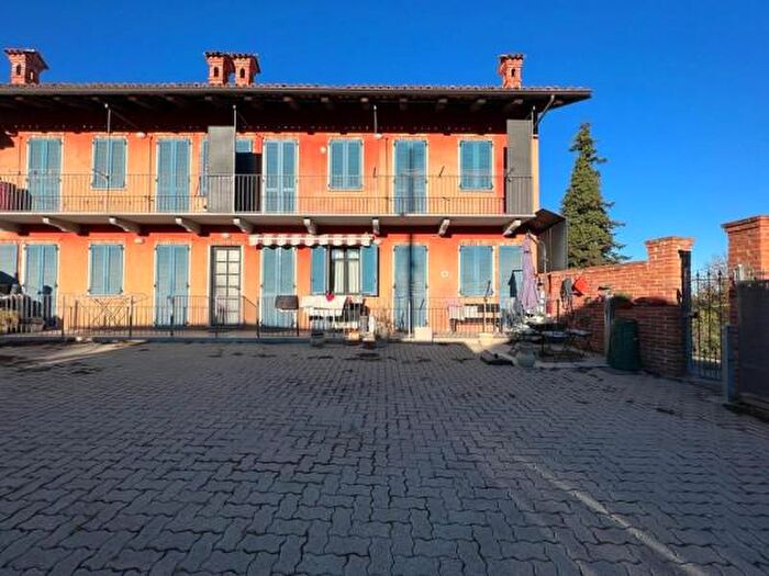 Appartamento trilocale in vendita in Sp, Monta