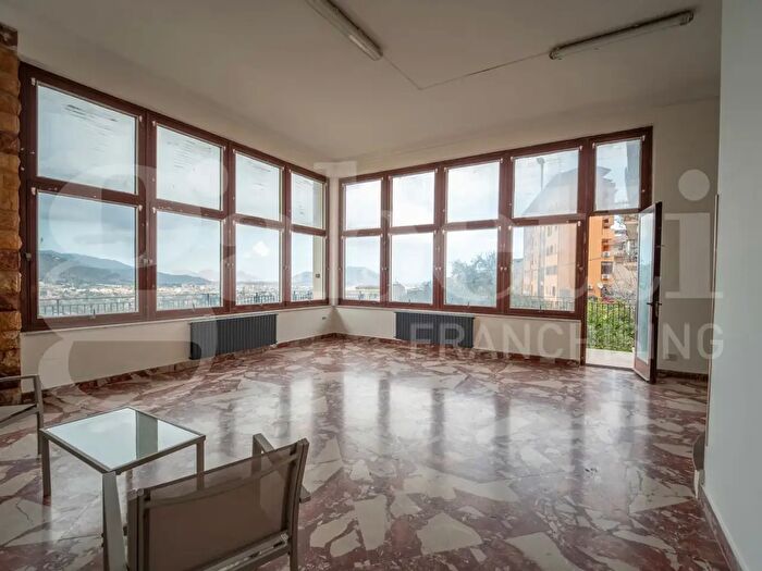 Appartamento con 6 locali in vendita in Baglio Musso, Monreale