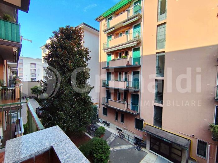 Appartamento monolocale in vendita in Via Lesa, Cascina dei Pomi, Milano