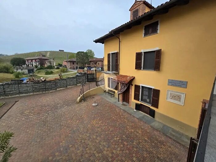 Casa con 7 locali in vendita in Via Marello, San Martino Alfieri