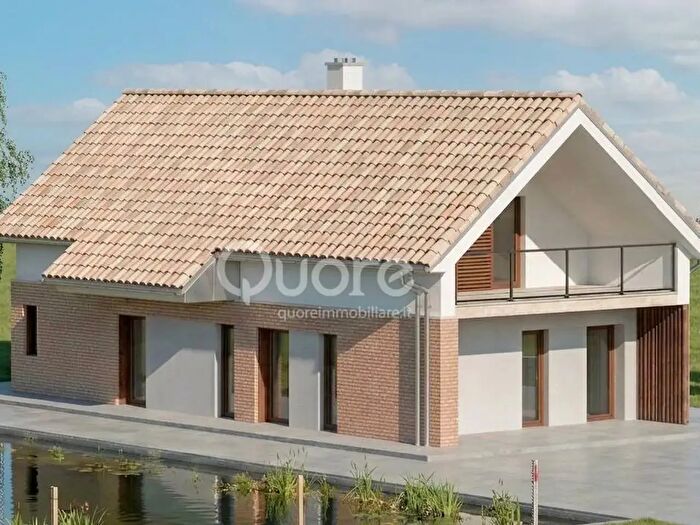 Casa quadrilocale in vendita in Via Buja, Magnano In Riviera