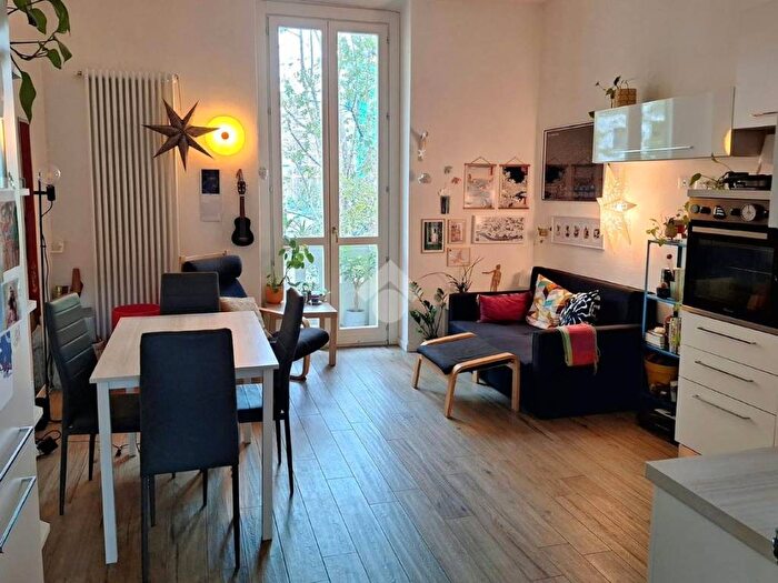 Appartamento bilocale in affitto in Via Giovanni Pascoli, Città Studi, Milano