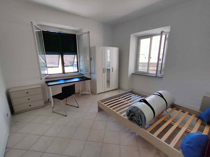 Appartamento con 6 locali in affitto in Via Antonio Gramsci, Prè, Genova