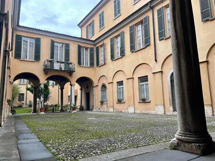 Appartamento bilocale in affitto in Loggia Garibaldi, Brescia