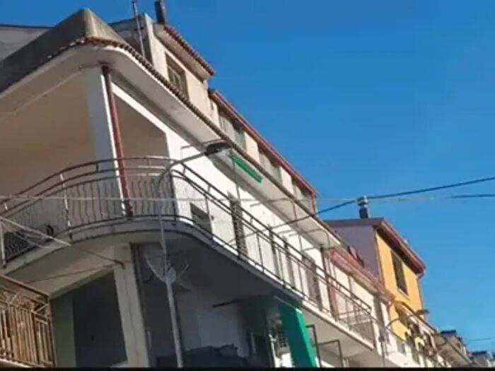 Appartamento con 5 locali in vendita in Via Guglielmo Pepe, Botricello