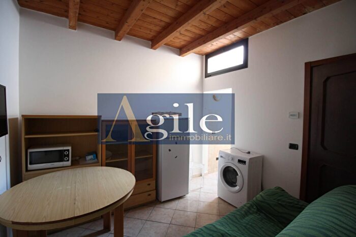 Appartamento quadrilocale in vendita in Via Alessandro Volta, San Benedetto Del Tronto