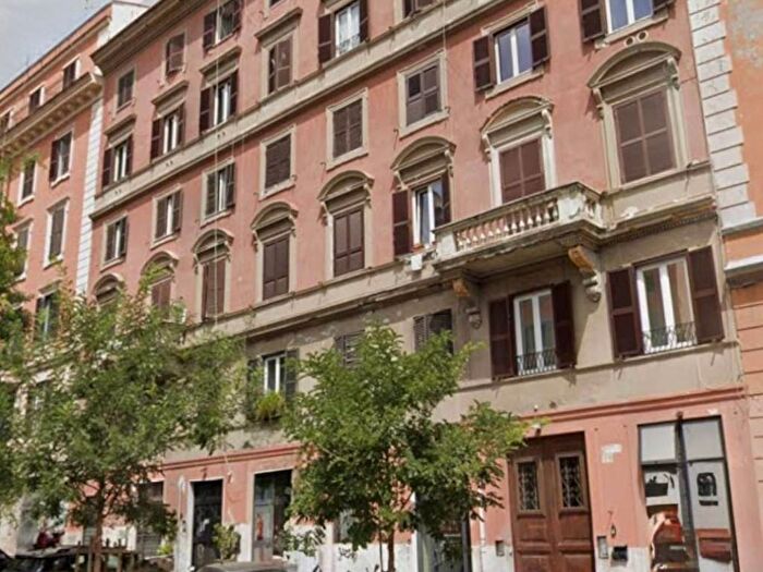 Appartamento bilocale in affitto in Via Goffredo Mameli, Trastevere, Roma