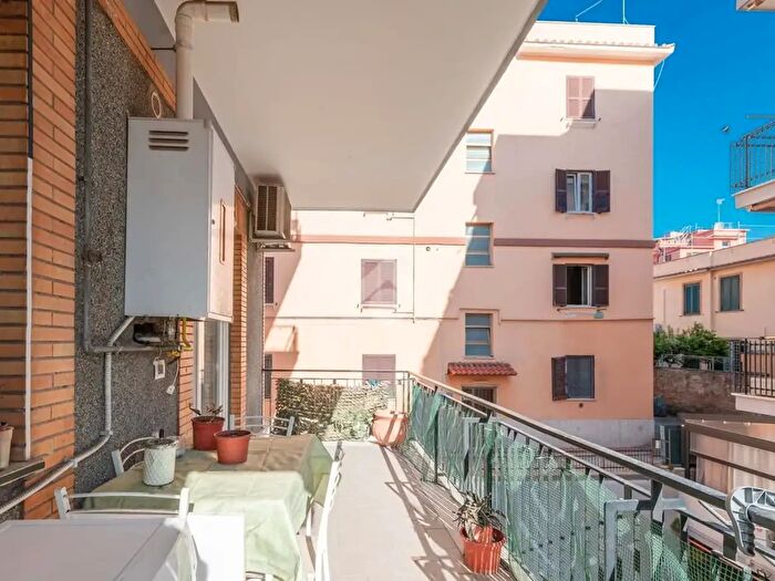 Appartamento bilocale in vendita in Via Stefano Borgia, Roma