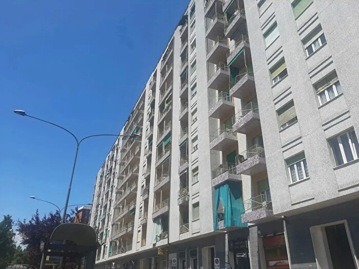 Appartamento trilocale in affitto in Corso Cosenza, Torino