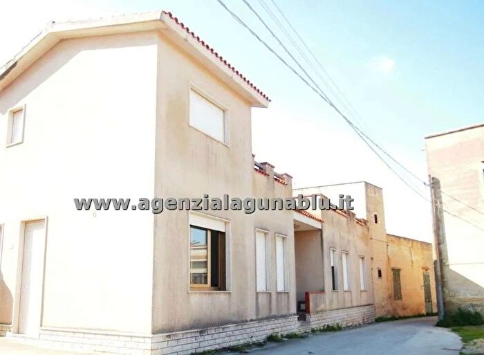 Casa quadrilocale in vendita in Contrada Bufalata, Marsala