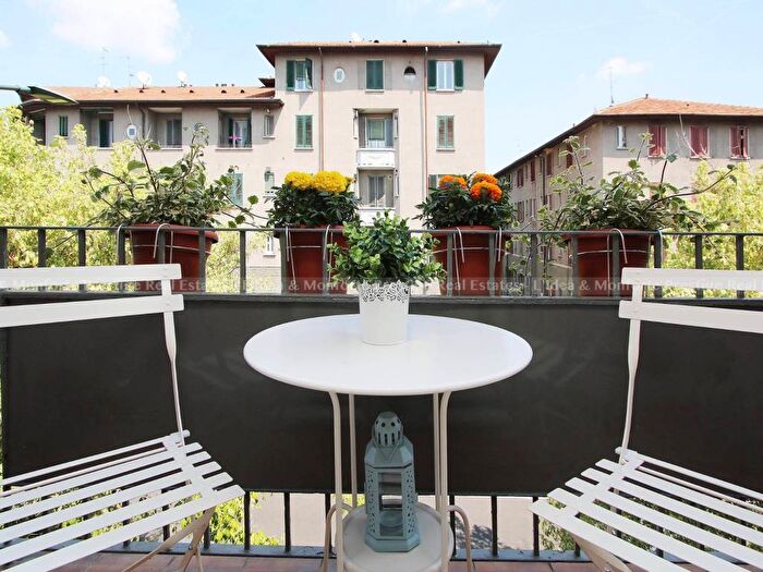 Appartamento trilocale in affitto in Via Ravenna, Corvetto, Milano