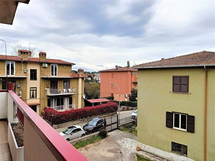 Appartamento quadrilocale in affitto in Via Nicola Capotondi, Centro, Sutri