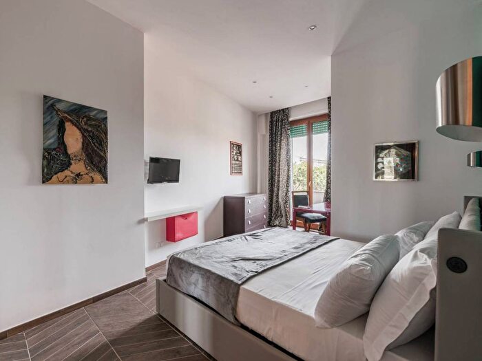 Appartamento trilocale in affitto in Via del Porto Fluviale, Ostiense, Roma