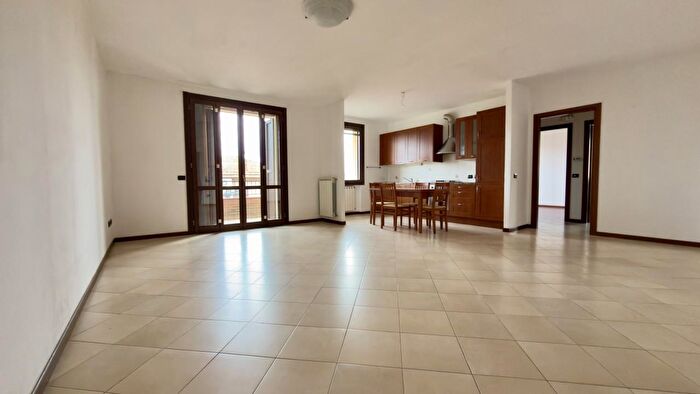 Appartamento trilocale in vendita in Via Pilamiglio, Spilamberto