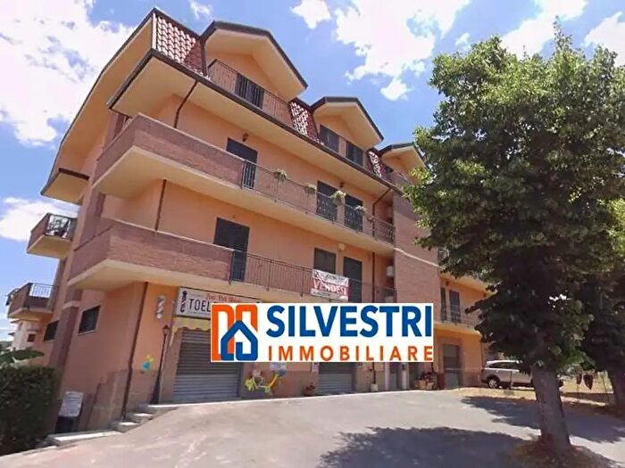 Appartamento con 6 locali in vendita in Contrada Iannassi, San Nicola Manfredi