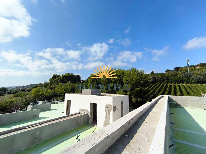 Appartamento quadrilocale in vendita in Via Botticelli, San Benedetto Del Tronto