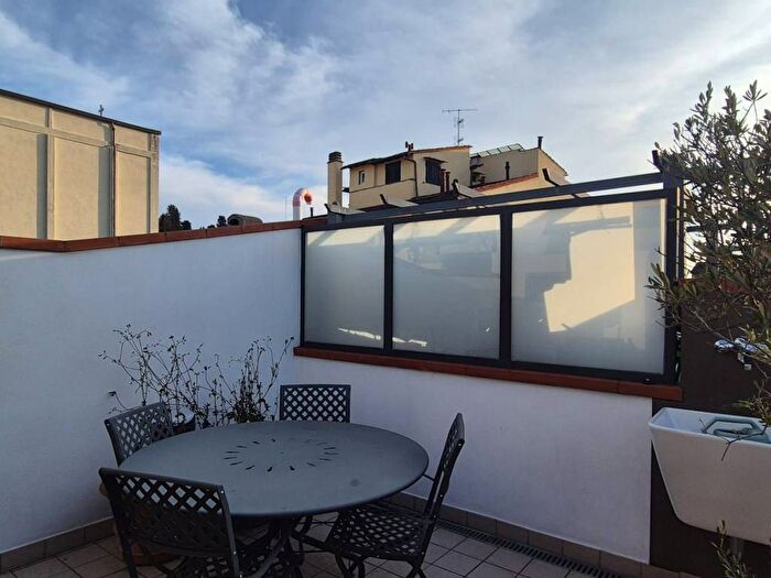 Casa quadrilocale in affitto in Via della Piazzuola, Le Cure, Firenze