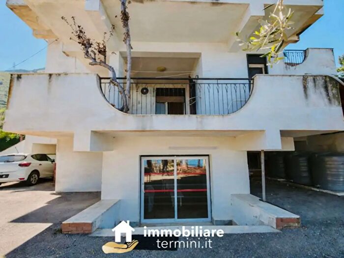 Appartamento bilocale in vendita in Contrada Caracoli, Termini Imerese