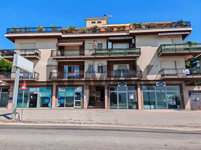 Appartamento trilocale in vendita in Marco Polo, Osimo