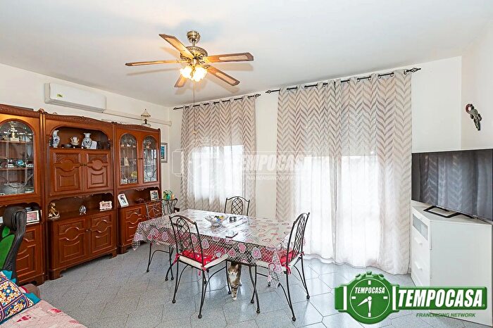 Appartamento trilocale in vendita in Via Fratelli Rosselli, Spino DAdda