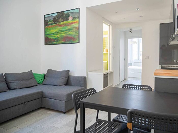 Appartamento bilocale in affitto in Via Savona, Solari, Milano