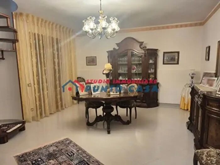 Casa con 5 locali in vendita in Strada Guarrato, Trapani