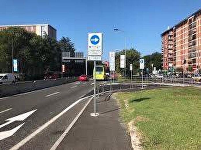 Appartamento bilocale in affitto in Via Rombon, Lambrate, Milano