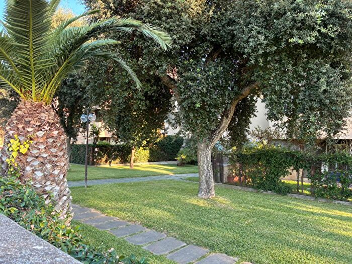 Appartamento trilocale in vendita in Via del Teatro Romano, Anzio