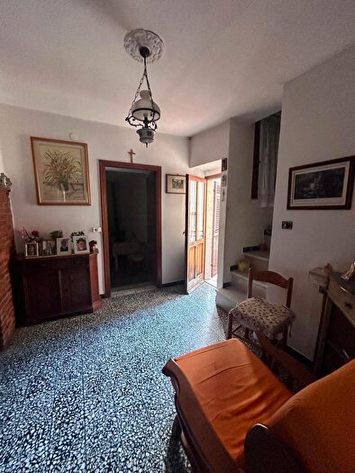 Casa quadrilocale in vendita in Fivizzano