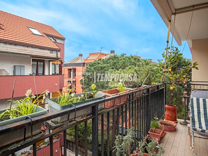 Appartamento trilocale in vendita in Via Antica Romana Occidentale, Sestri Levante