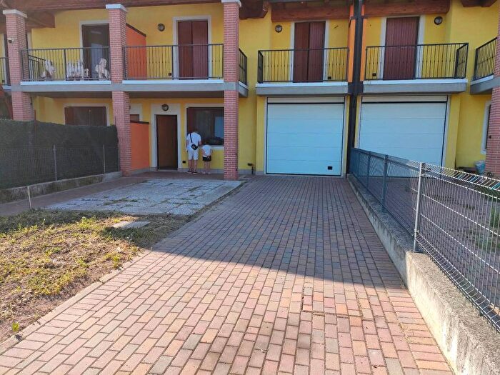 Casa con 5 locali in affitto in Centro, Cerea