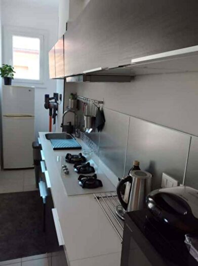 Appartamento trilocale in affitto in Via Carlo Jussi, Bolognina, Bologna