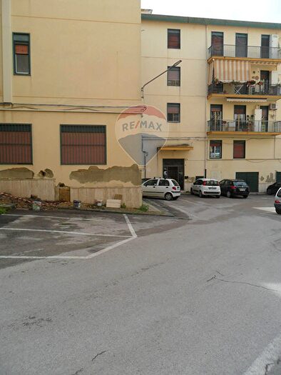 Appartamento con 5 locali in vendita in Via San Giovanni Bosco, Caltanissetta