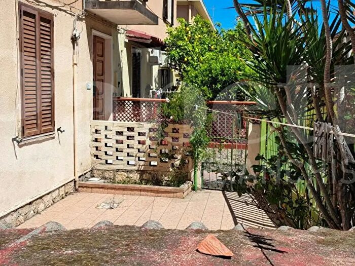 Appartamento trilocale in vendita in Via Marconi Sn, Quartu SantElena